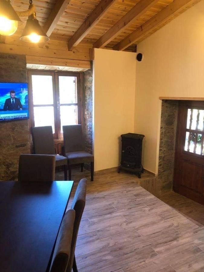To Spiti Tou Faliari Platanistasa Dış mekan fotoğraf